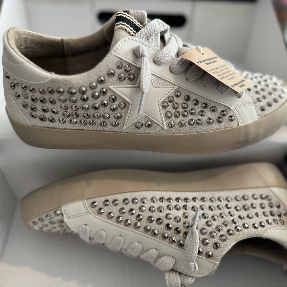 ShuShop Cream Studded Star Sneakers